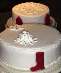 IH Christmas Cakes
