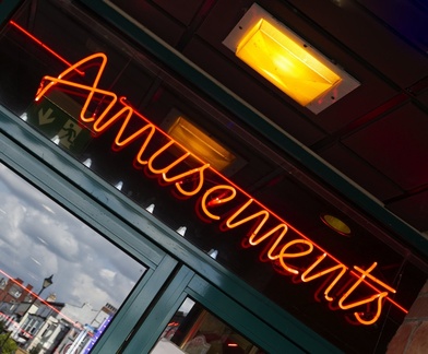 IH - Amusements