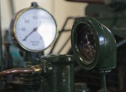 IH - Souter Gauges