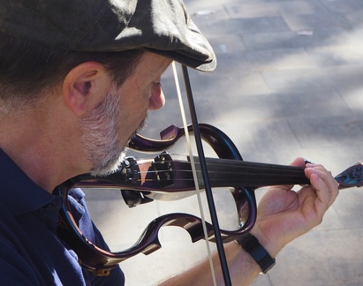 SteveB, The Sound of an Electric Violin
