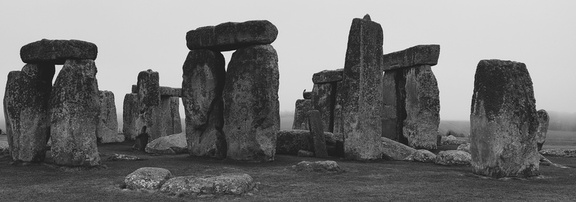 IanMc - Stonehenge B&W Hi contrast