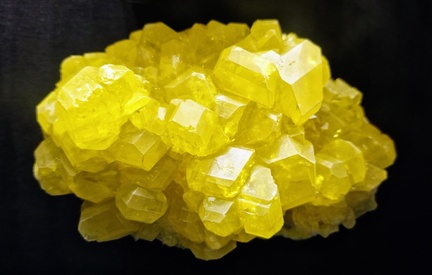 AllanJ - Earth's Crystals , Natural History museum 25-07-2023 