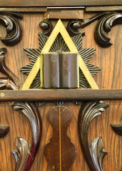IH - Chair Symbols IAN6658