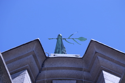 GB5 - Roof of Liver building