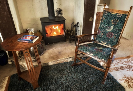 RoseM - in front of the fire